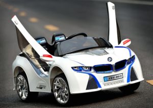 Elektro Kinderfahrzeug Kinderauto für Kinder ab 2 Jahre 12V Weiß Lichter LED Flügeltüren-1