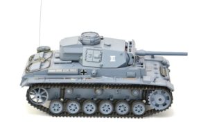ferngesteuerter panzer mit schussfunktion heng long rauch sound deutscher kampfwagen 3 -4